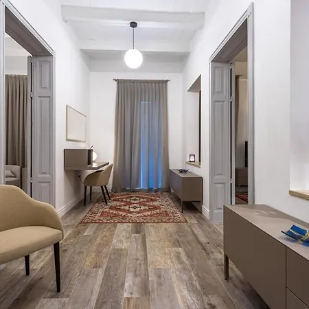 Old Theatre - Elba * Valletta