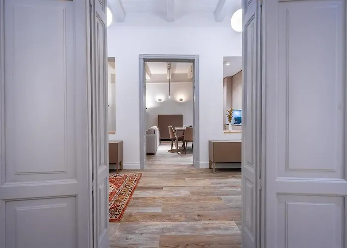 Old Theatre - Elba Apartment